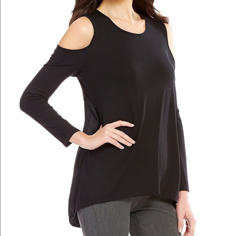 Vince Camuto Long Sleeve Cold-Shoulder Top PETITE - Picture 5 of 5